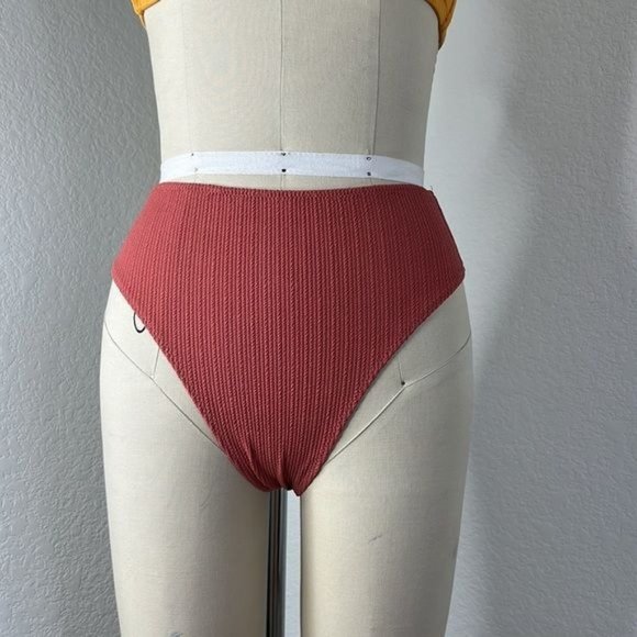 Tropic of C Vibe Bikini Bottom Adobe - Picture 2 of 10